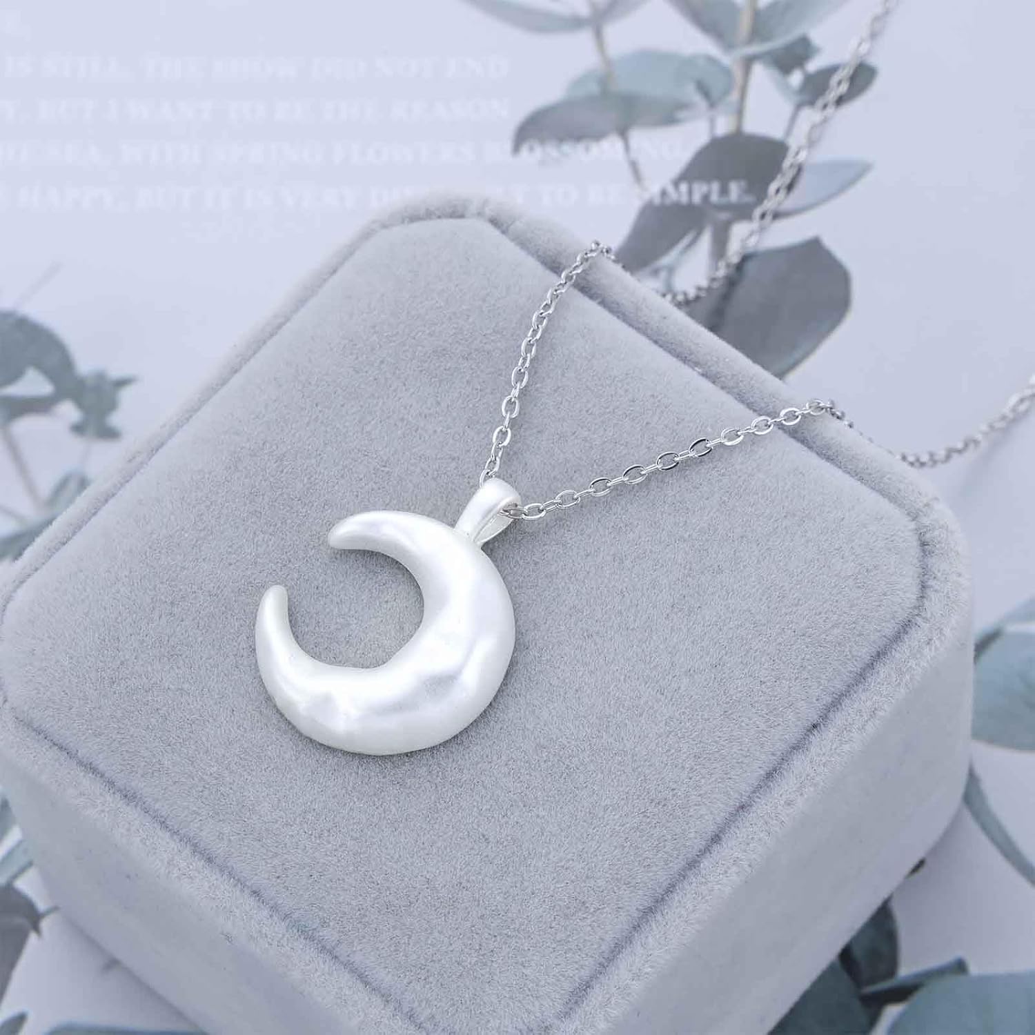 Boho Crescent Moon Pendent Necklace Silver Horns Choker Necklace Half Moon Necklaces Hammered Moons Chain Necklaces Celestial Choker Jewelry for Women - Image 4