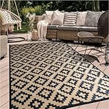 AOLEBA Reversible Plastic Straw Outdoor Patio Rug Mat, 5'x8' Black and Beige Plaid Outdoor Rug,...