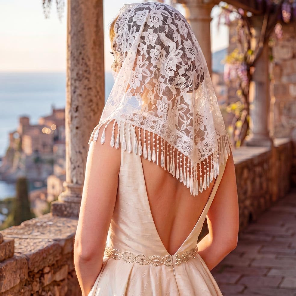 Image of Unsutuo Triangle Mantilla Veil White Lace Chapel Veils with Comb Catholic Mass Head Covering Scarf for Brides and Women