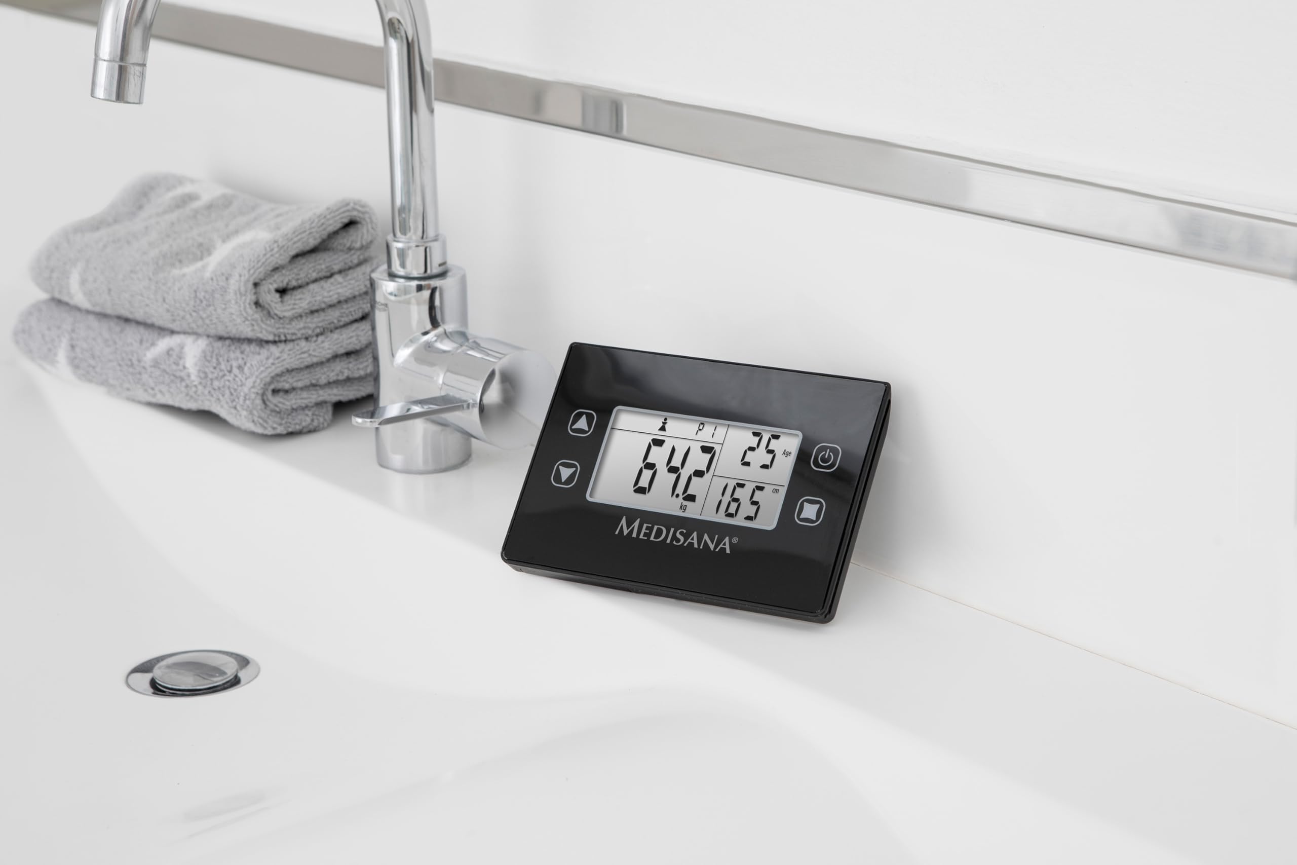 medisana BS 460 digitale Körperanalysewaage, Waage mit abnehmbarem LCD-Display, Körperfettwaage, Messung von Körperfett, Körperwasser, Muskelmasse & Knochengewicht, Bis 180 kg, Schwarz / Silber