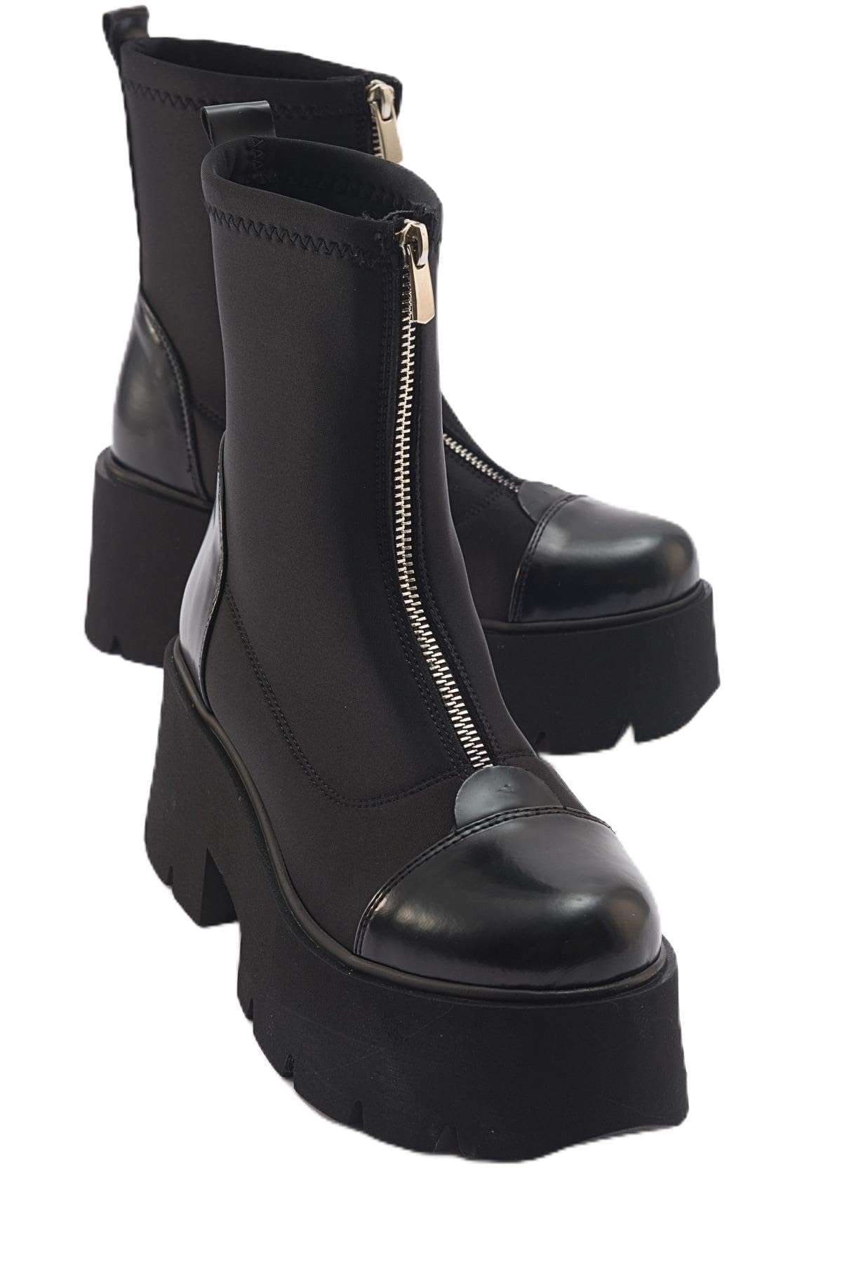 Prologue Bray Black Patent Chunky Boot Women
