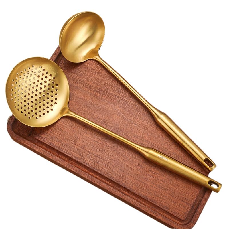 Juego de utensilios dorados de acero inoxidable para servir con elegancia en tu cocina