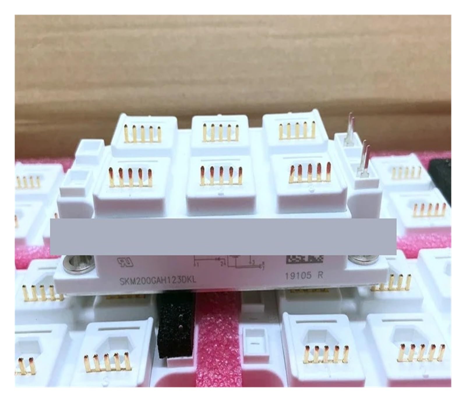 OSHZIKJII SKM200GAH126DKLT SKM200GAH123DKL SKM200GHA123DKL IGBT Module(SKM200GHA123DKL)
