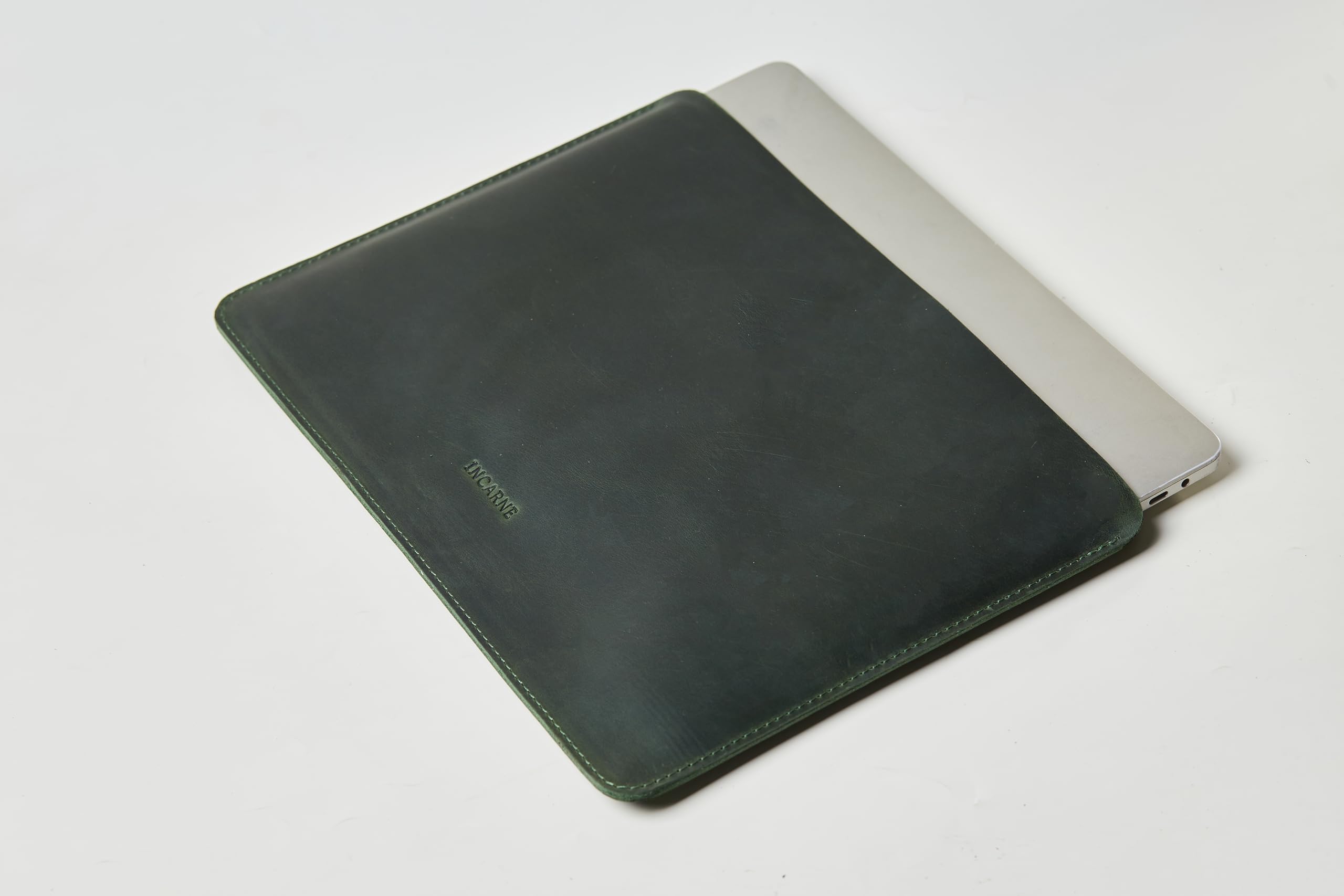 Amazon.com: Green Laptop Sleeve Leather Made for MacBook Pro M4 16
