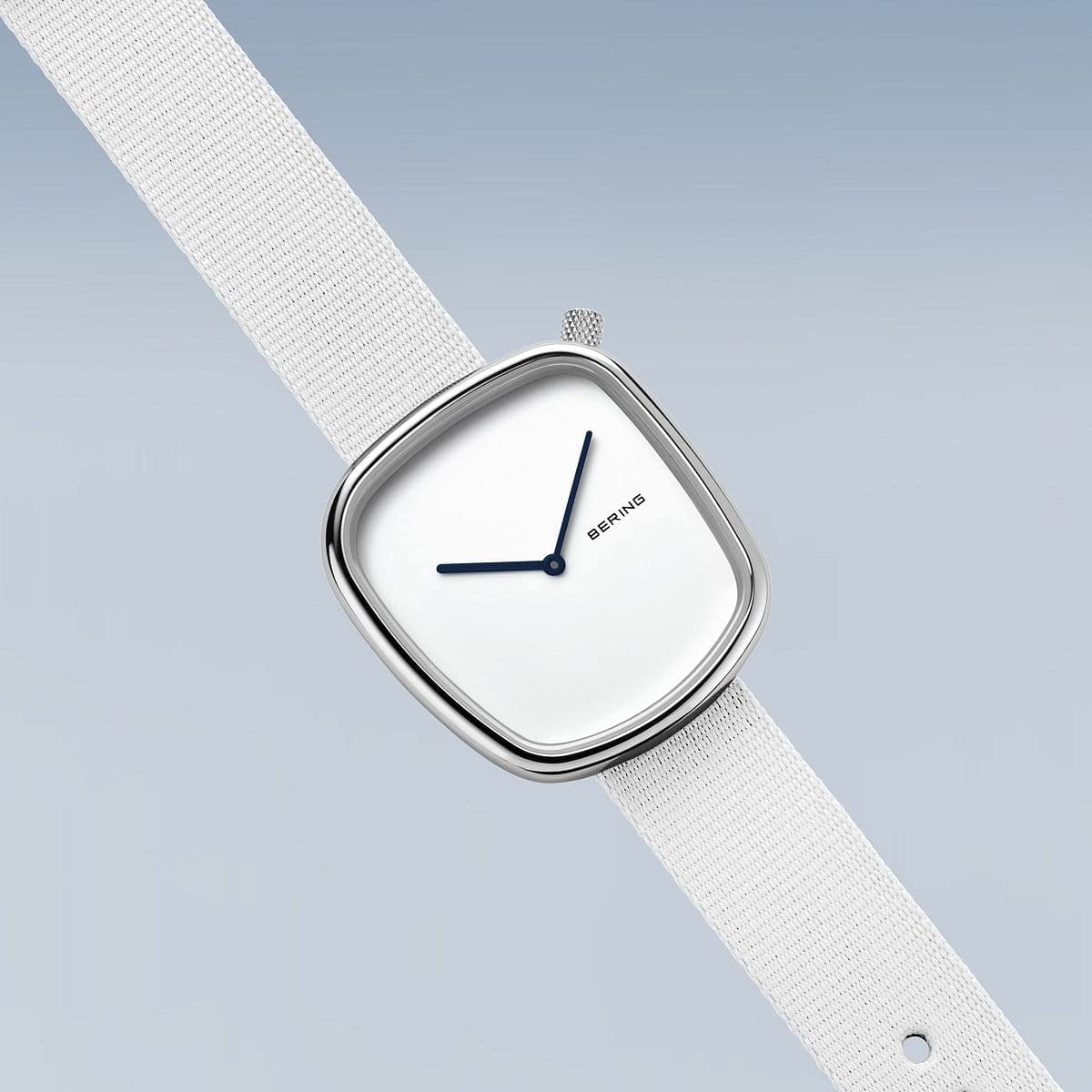 Bering Damen Quarz Uhr | Armbanduhr 34 mm Edelstahlgehäuse und Zifferblatt | Milanaisearmband | Saphierglas | 3 ATM | 18034