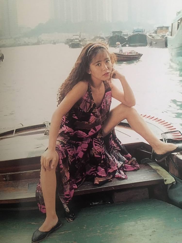 金子恵美写真集 MARVEL 金子恵美写真集 『marvel』 - メルカリ