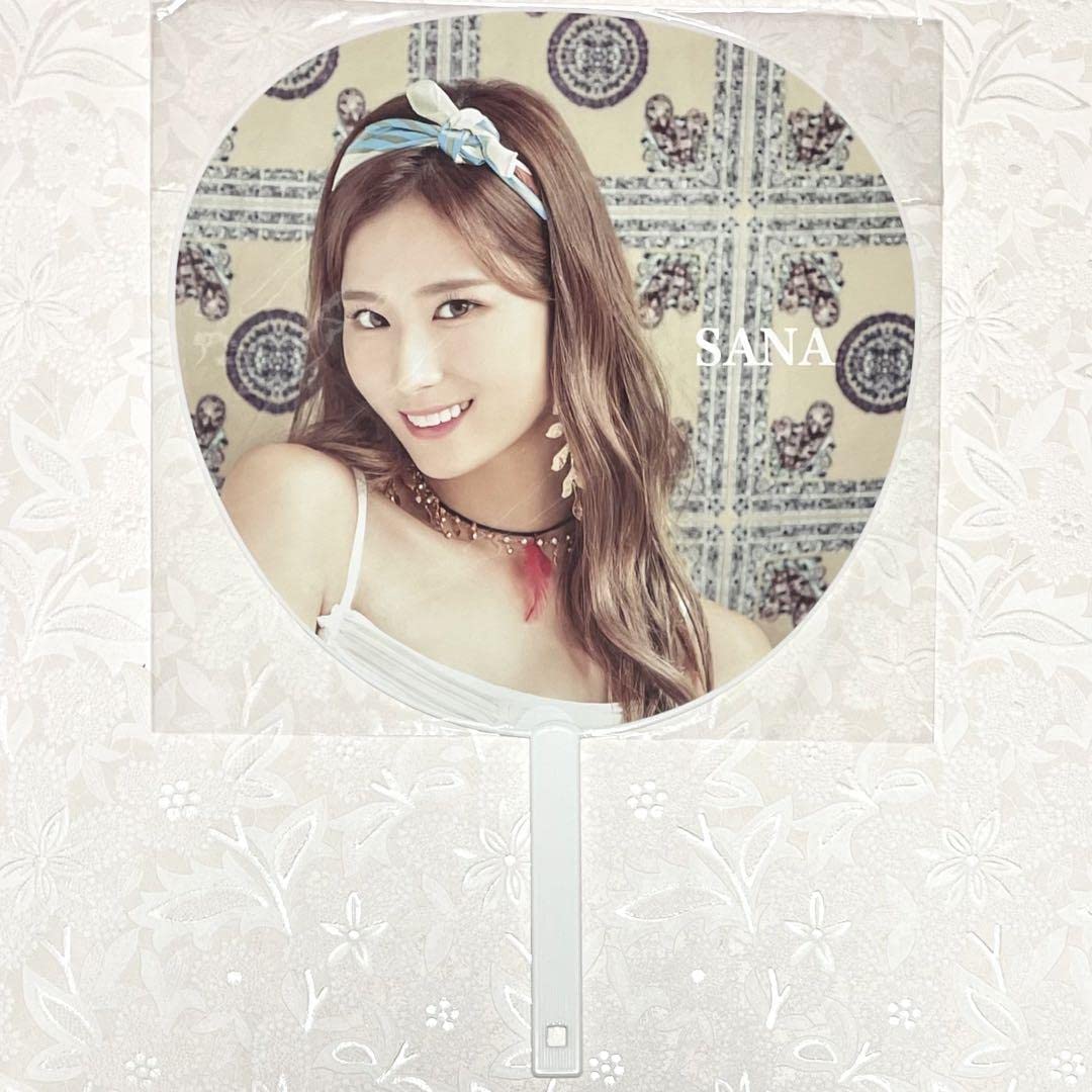 Amazon.co.jp: BDZ TWICEサナ うちわ 公式 : ホーム＆キッチン