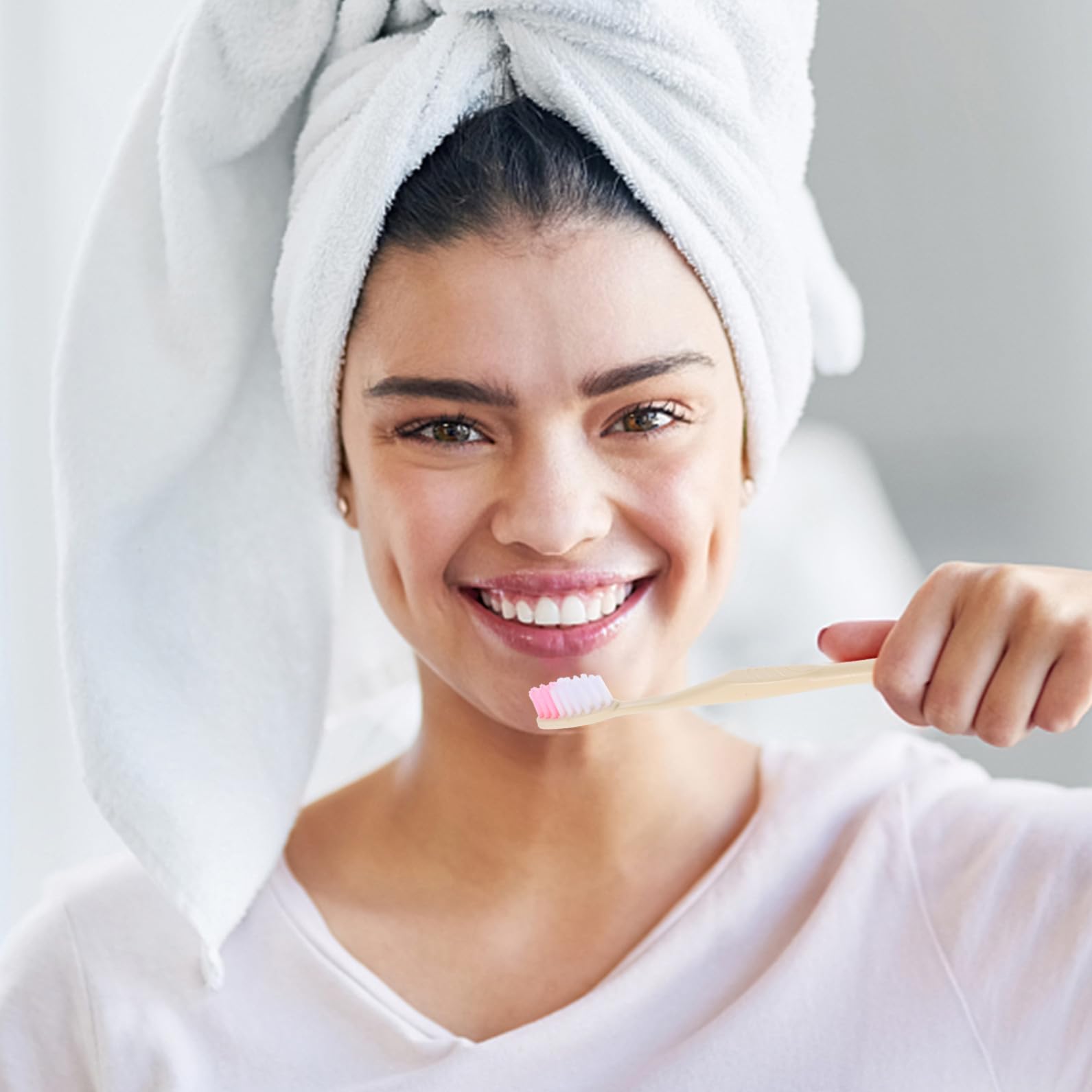 Spazzolini da Denti Monouso Confezionati Singolarmente in Plastica Stili multipli 100 Pezzi con Dentifricio Portatili Stili multipli per Viaggi e Uscite