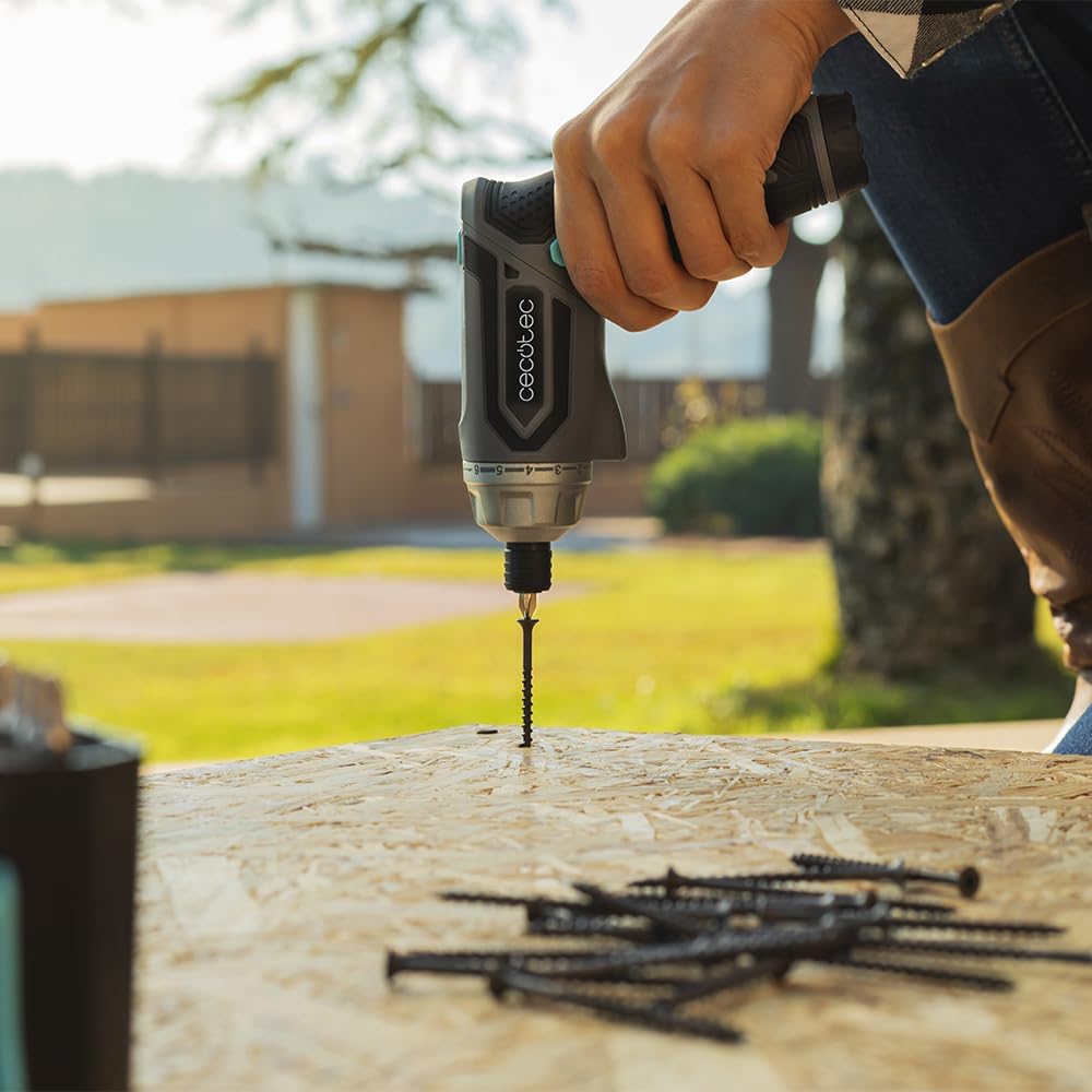 Cecotec Battery Electric Screwdriver - 49 Bits - Precision - PowerGyro 4000 Clear. 4V 1500mAh, Convertible 2in1, 200rpm, Torque 6Nm with 6+1 Positions, LED Light, Autonomy 60min