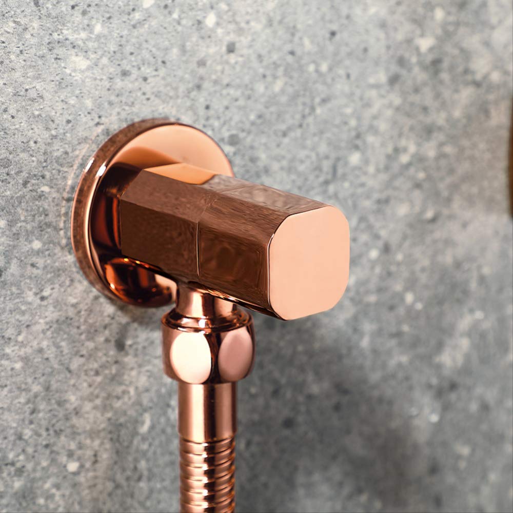 Kit doccetta Bidet Portatile in Acciaio Inox Spazzolato Color Oro Antico con soffione Doccia a Getto Nero Opaco per Un Bagno Elegante e rinnovato.