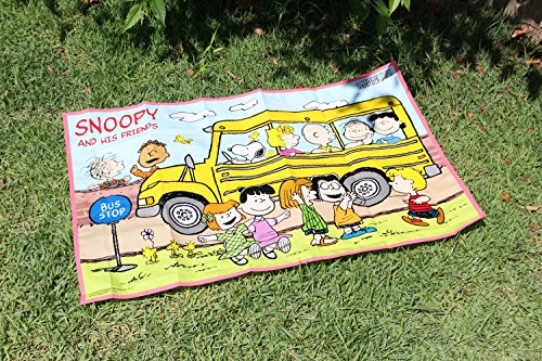 アサヒ興洋 スヌーピー レジャーシート 1人用 S 60×90cm 子どもでも畳みやすい リュックに入る BUS STOP 1枚入 3枚目