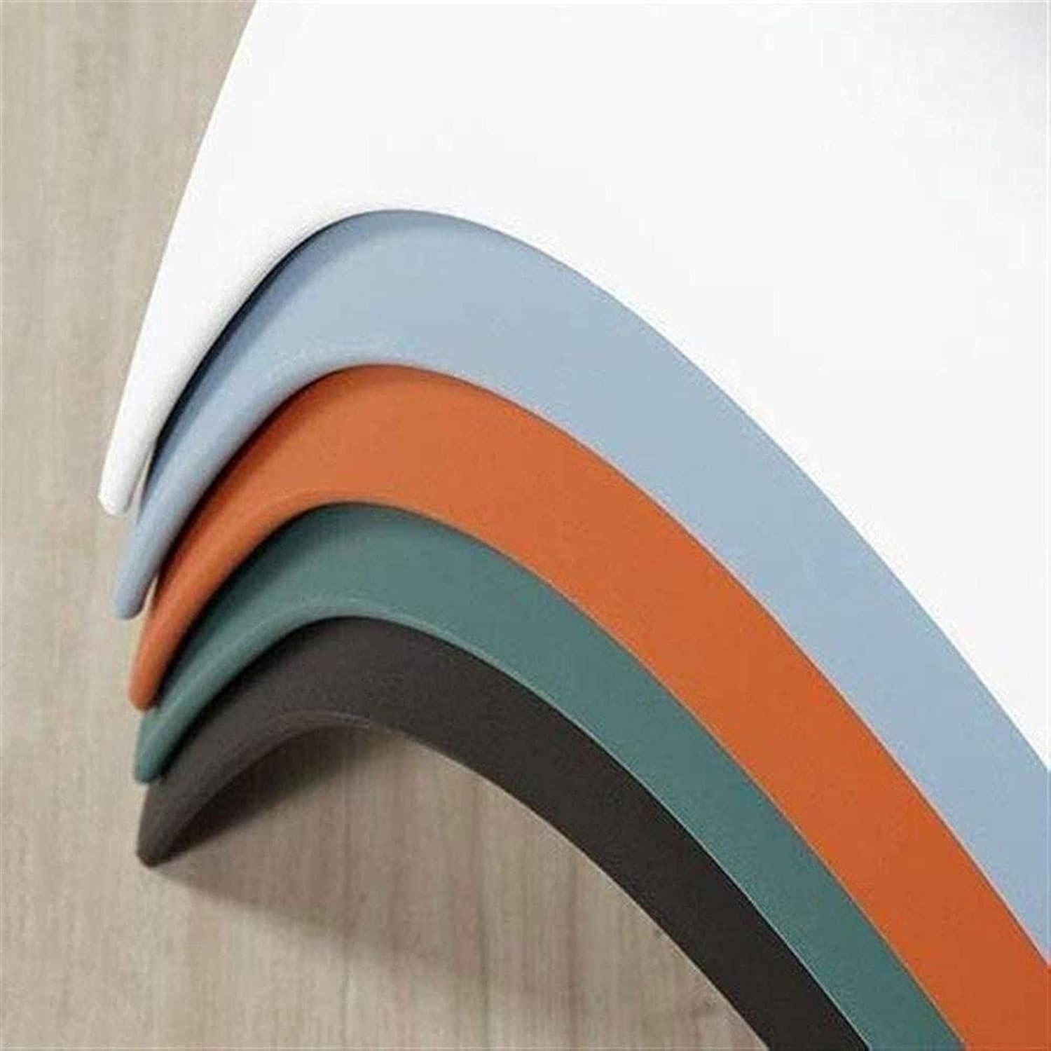 Upholstered Footstool Foot Stool，Plastic Chair Home Change Shoes Stool Small Round Stool Children Dining Chair Stool Learning Triangle Stool Easy to Clean Storage Footstool