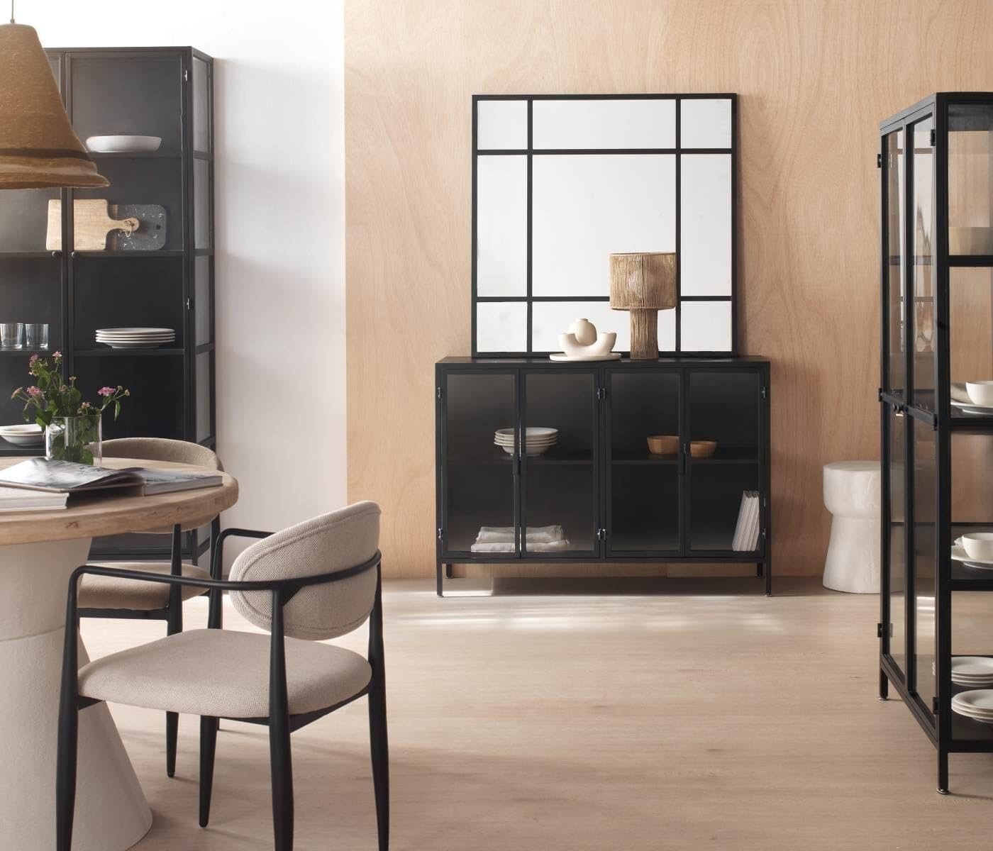 Specchio quadrato 120x120 Struttura in metallo nero