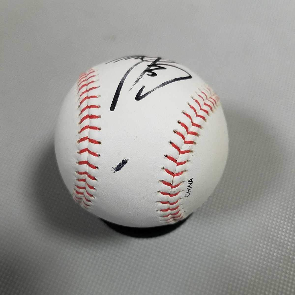 Amazon.co.jp: 背番号3 直筆サインボール 選手不明 プロ野球選手 