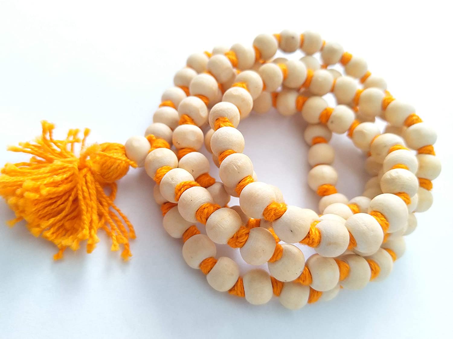 Samyuktha 108+1 cuentas pulidas de neem japa mala, medianas, multicolor