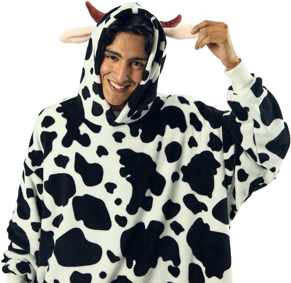 Bioworld Cow White Oversized Hoodie Wearable Blanket-OSFA - Image 6