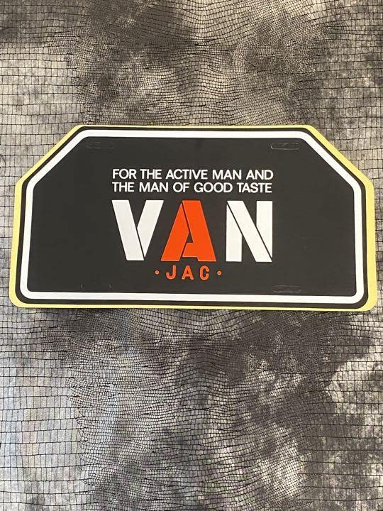 VAN JAC プレート ステッカー（黒） Amazon.co.jp: VAN JAC ヴァンヂャケット 定番ロゴ 丸VAN & 黒
