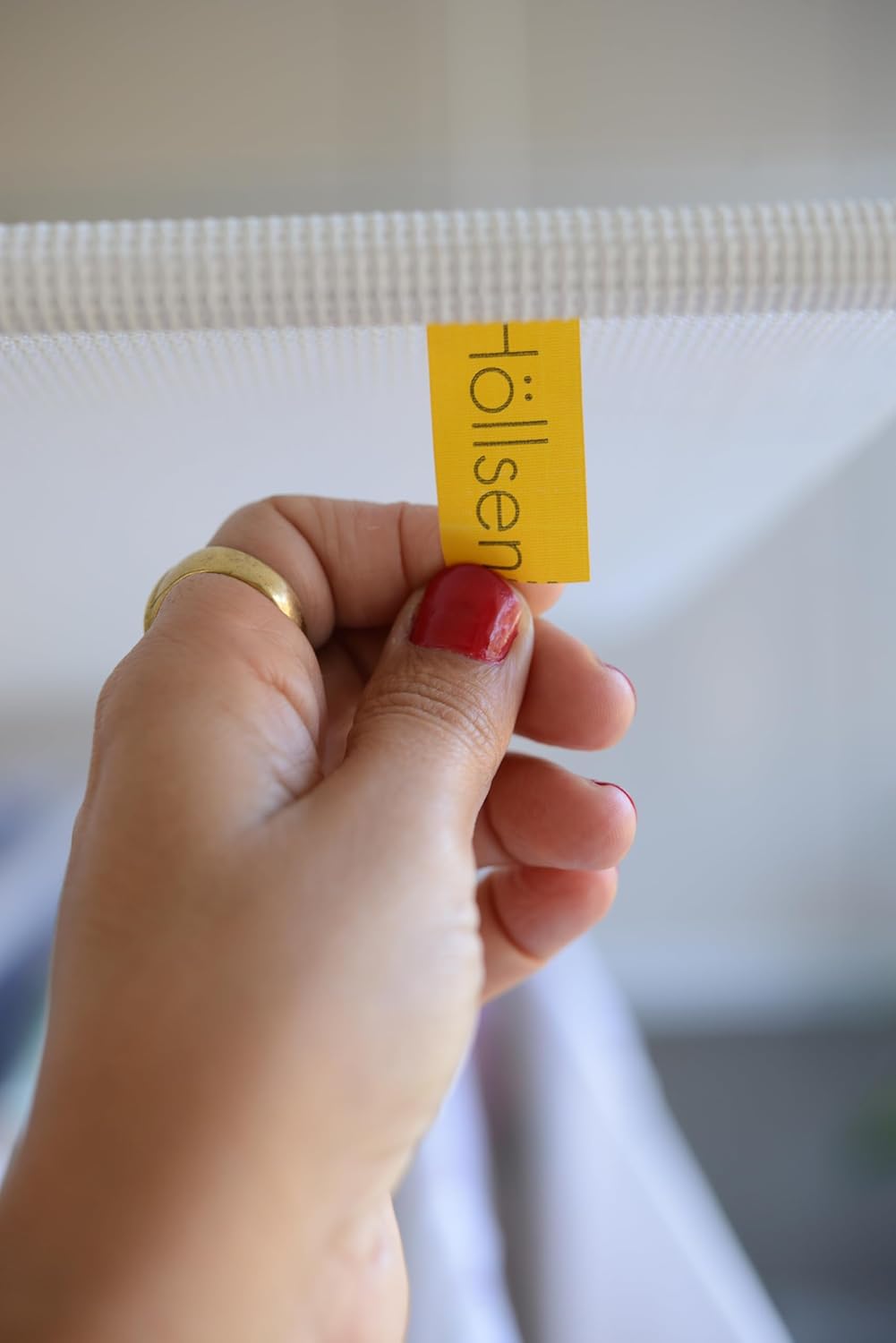 Ceiling Mounted Pulley Drying Rack – Compact Aluminum Clothesline with Mesh Shelf – Ideal for Small Laundry Rooms or Balcony´s (39.5" x 23.6")