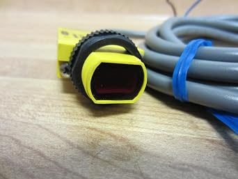 Banner Engineering SMA31E Sensor, Photoelectric, MINI BEAM, Emitter, Range: 3Meters, Input 24-240Vac
