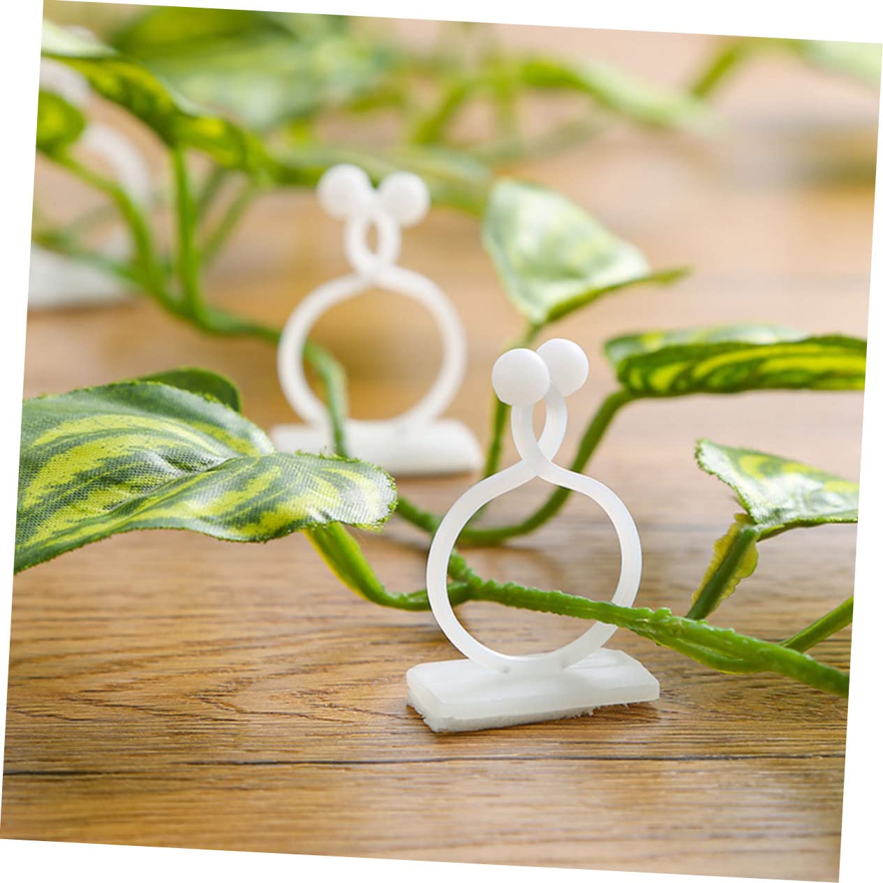 BESTonZON 4 Sätze Pflanzenclips Für Kletterpflanzen Pflanzenstützen Für Wandfixierung Wiederverwendbare Clips Für Innen Und Außenpflanzen Für Glatte Wände 100 Stück * 4