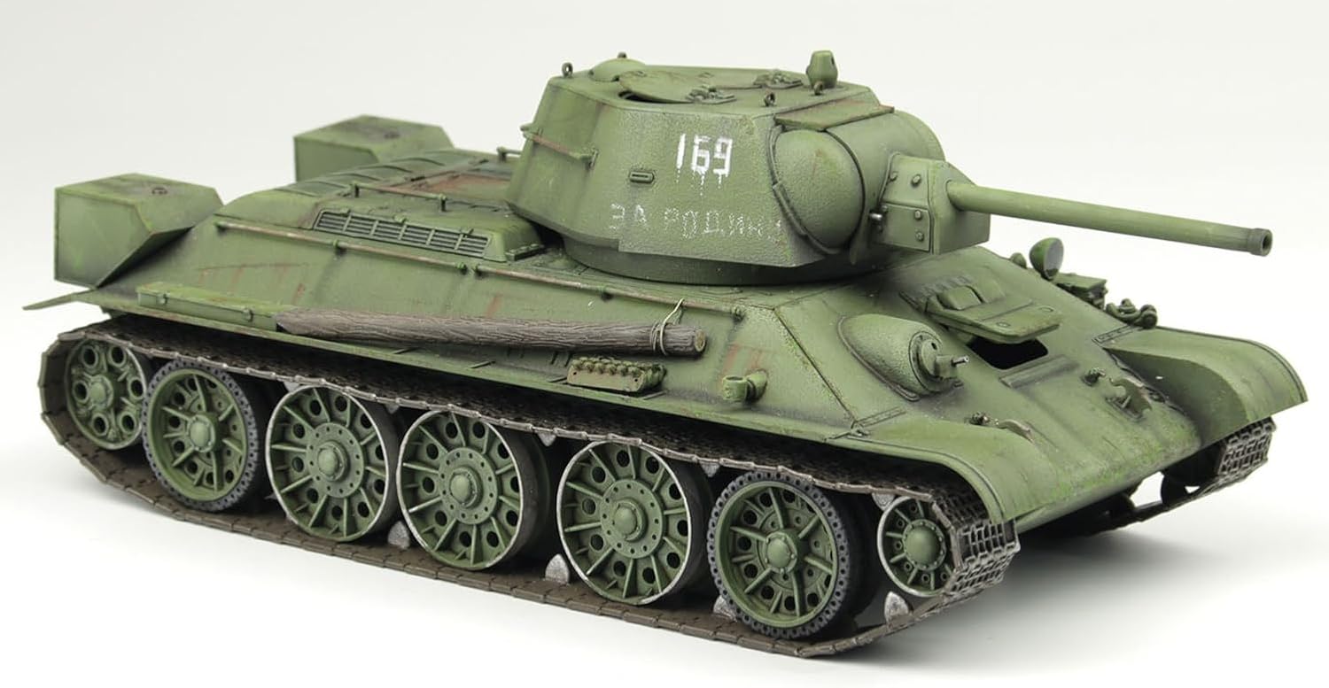 Italeri -6570 T-34/76 1943 Premium Edition, 1:35 Scale, Model Kit, Plastic Model for Assembly, Model Making, IT6570