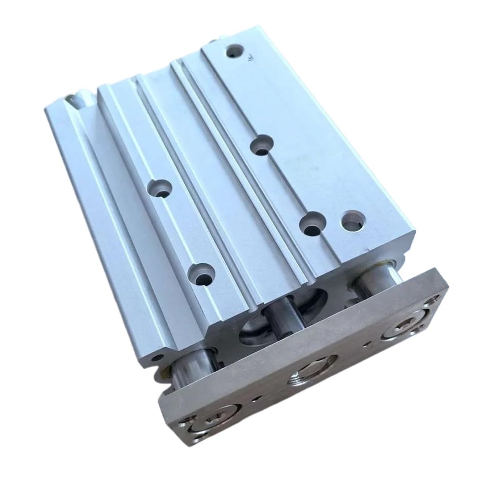 Cilindro di guida compatto pneumatico serie MGP-Z MGPM40TF-100Z con cuscinetto a strisciamento, tre steli a doppio effetto