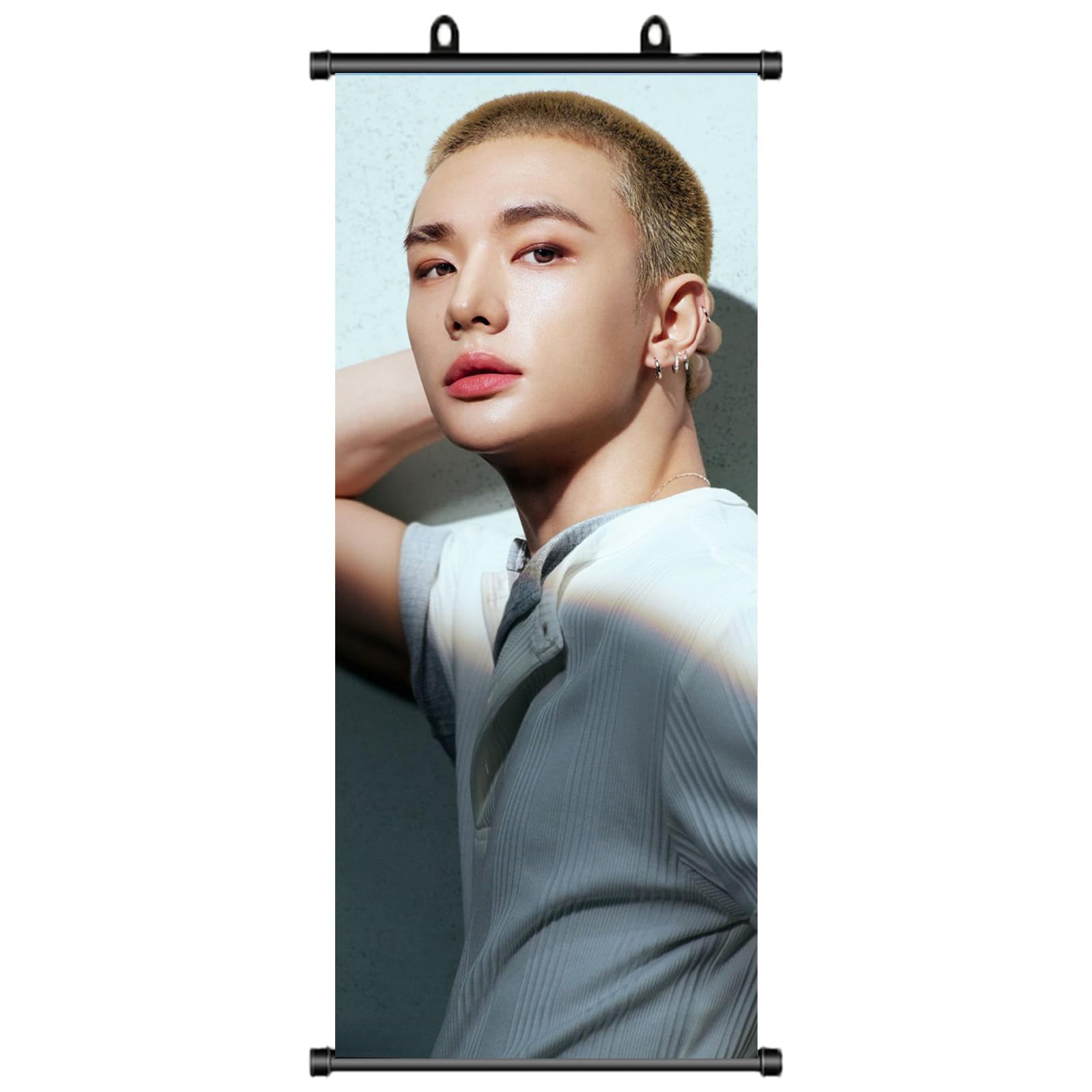 Stray Kids Poster, Stray Kids Hyunjin Scroll Picture, StrayKids Fan Item, StrayKids Hyunjin Scroll Poster, Birthday Decoration, Fabric for Wall Decoration, 70 x 30 cm