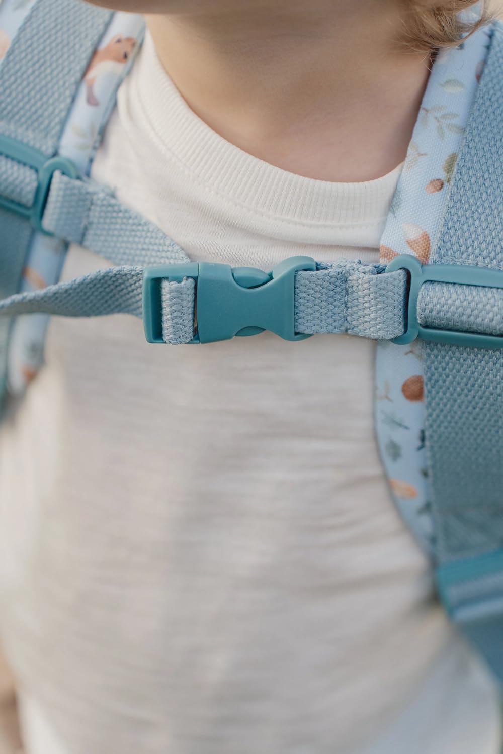 Little Dutch Mochila mochila infantil para niños guardería con correa de pecho azul, S