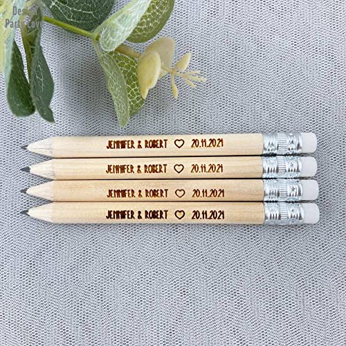 Faveur de mariage unique avec ce crayon gravé en forme de cœur romantique