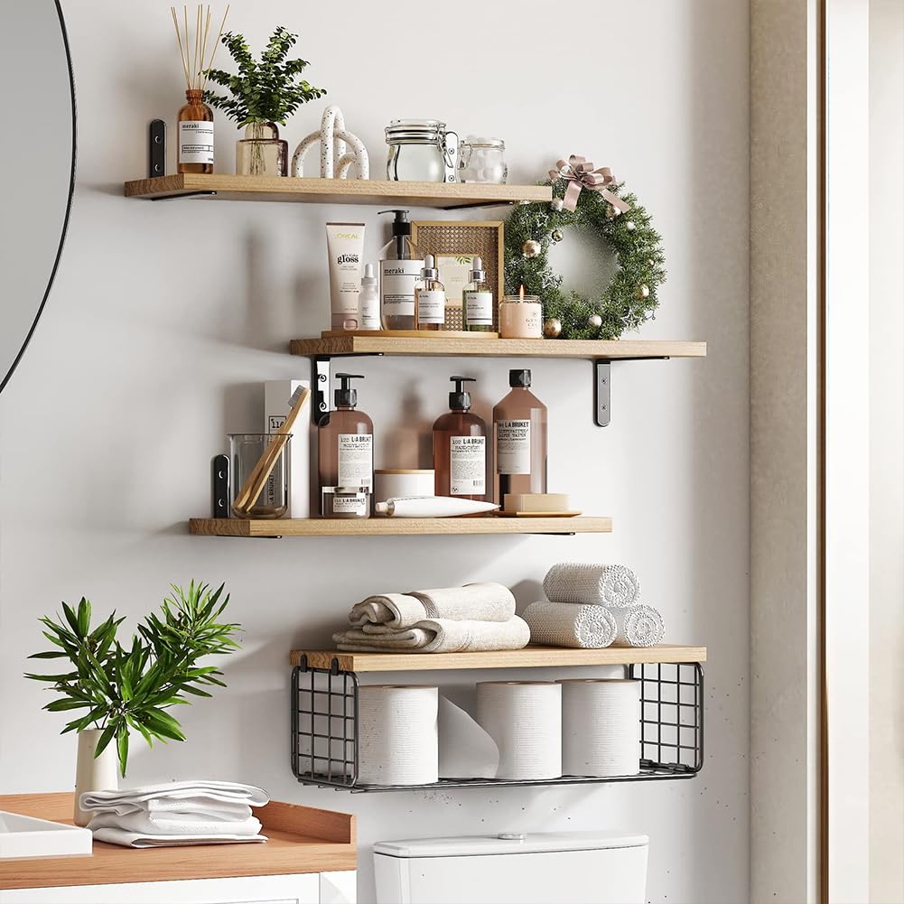 BAKAJI Set 4+1 Mensole da Parete in Legno Massiccio, Scaffali a Muro Multiuso, Staffe e Cestino in Metallo, Scaffalatura per Camera da Letto, Soggiorno, Cucina, Bagno, Libreria, Salvaspazio (Quercia)