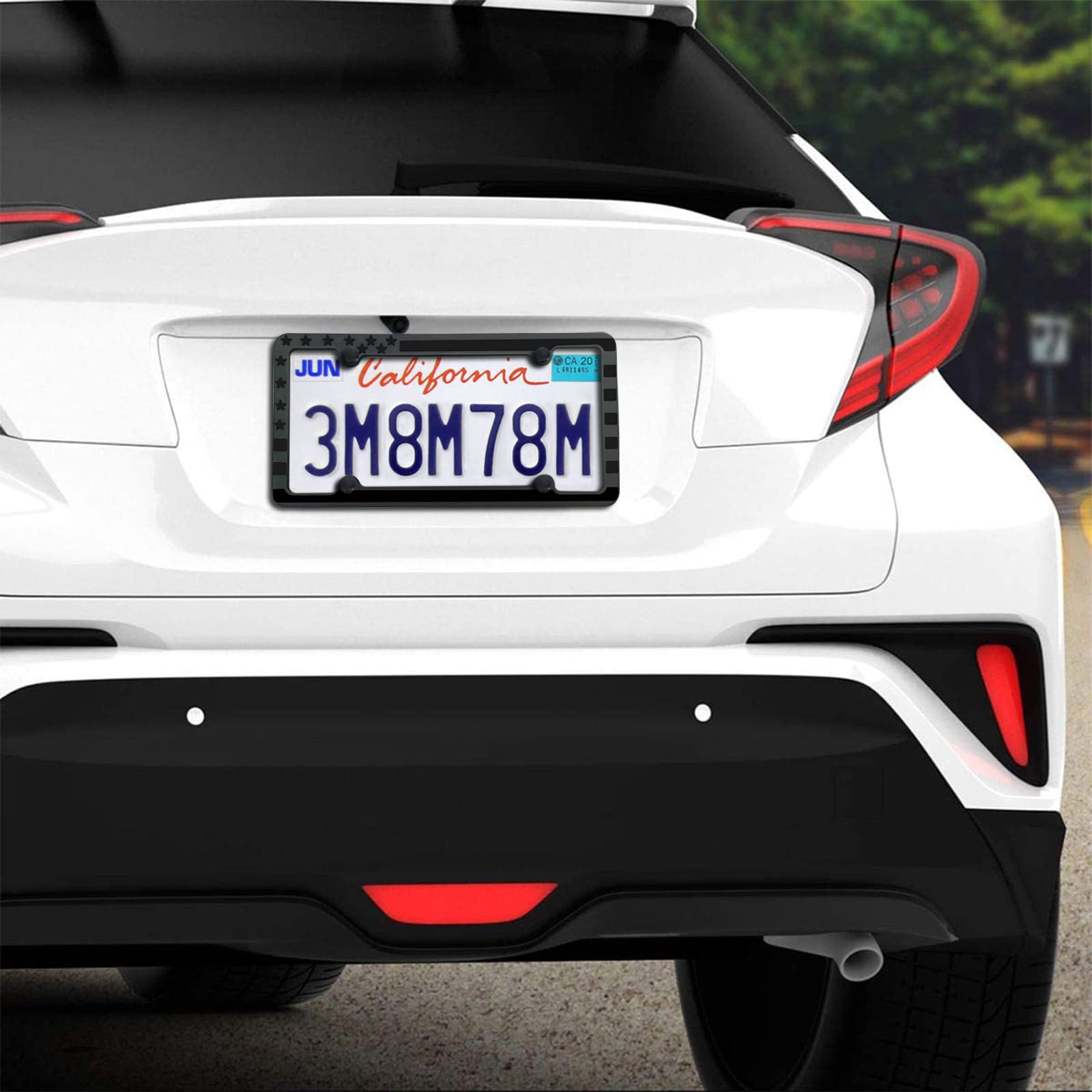 Cornice per targa in silicone con bandiera americana, a prova di ruggine, patriottica lucida degli Stati Uniti con stelle e strisce, copertura nera per portabagagli auto, confezione da 2