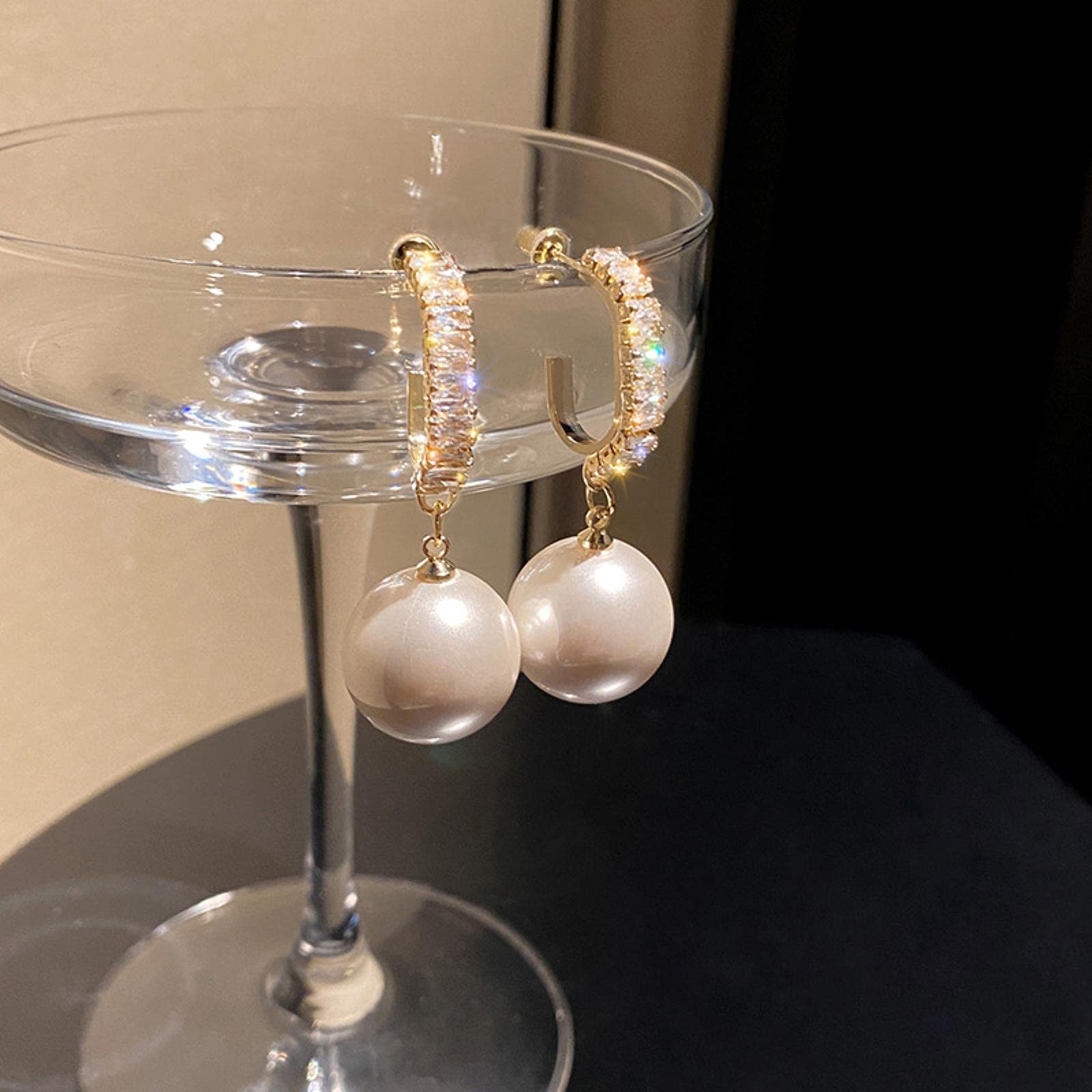 Oorbellen met parel | Goudkleur en witte glans