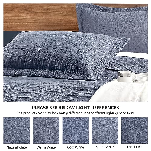 Love's cabin California King Size Quilt Set Blue Bedspreads - Soft Summer Lightweight Bedspread Comforter - Modern Style Coin Pattern Coverlet for All Season - 3 Pieces (1 Quilt, 2 Pillow Shams)