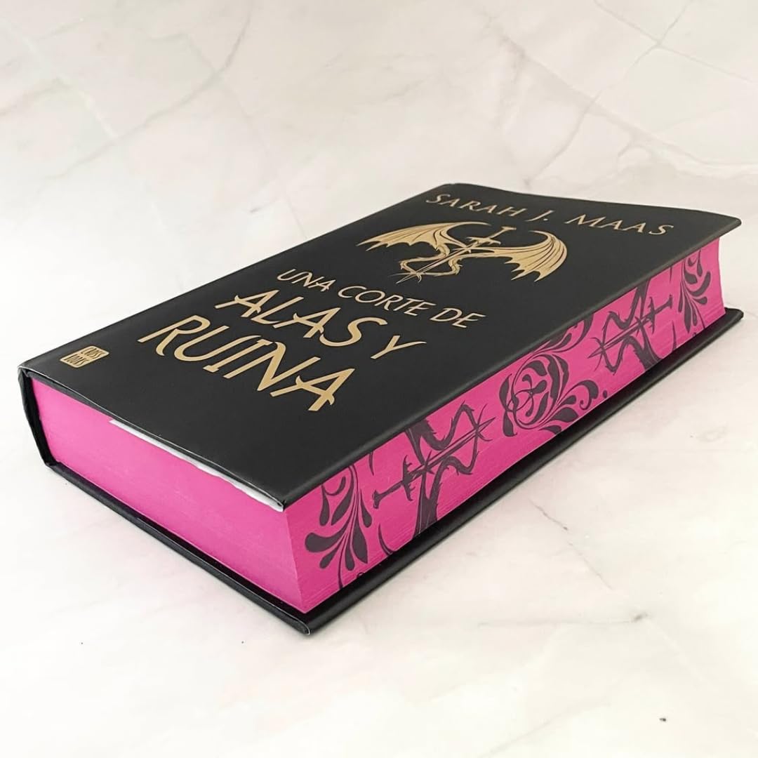 Una corte de alas y ruina. Edición especial: Una corte de rosas y espinas 3. Edición especial con cantos tintados