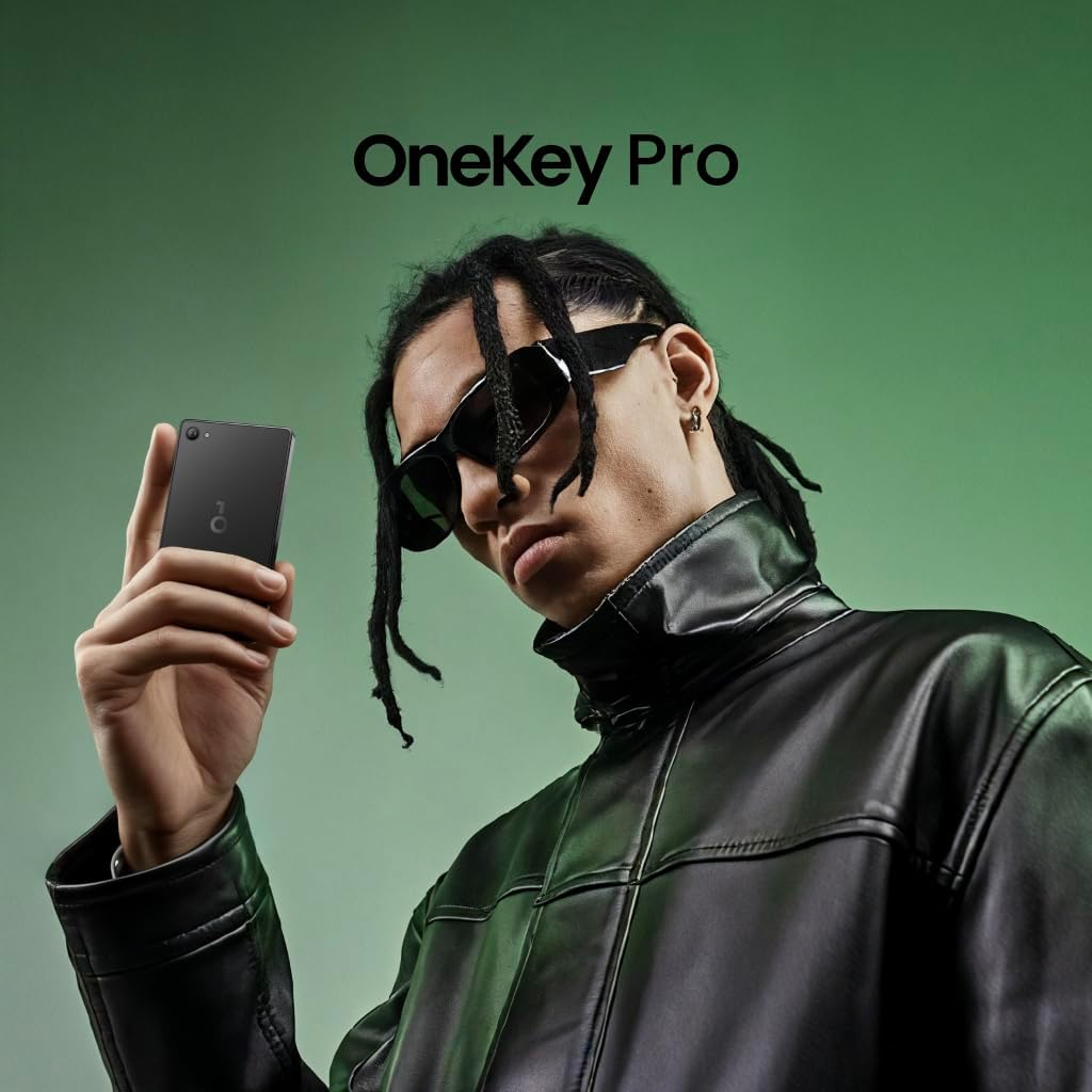 OneKey Pro device in hand during setup