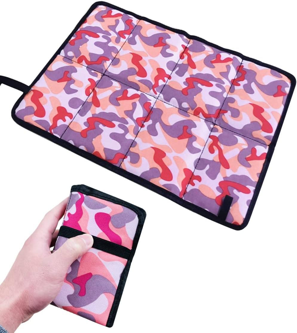 折り畳み クッション 座布団マット コンパクト 軽量 アウトドア カラビナ付き 持ち運び (ピンク)