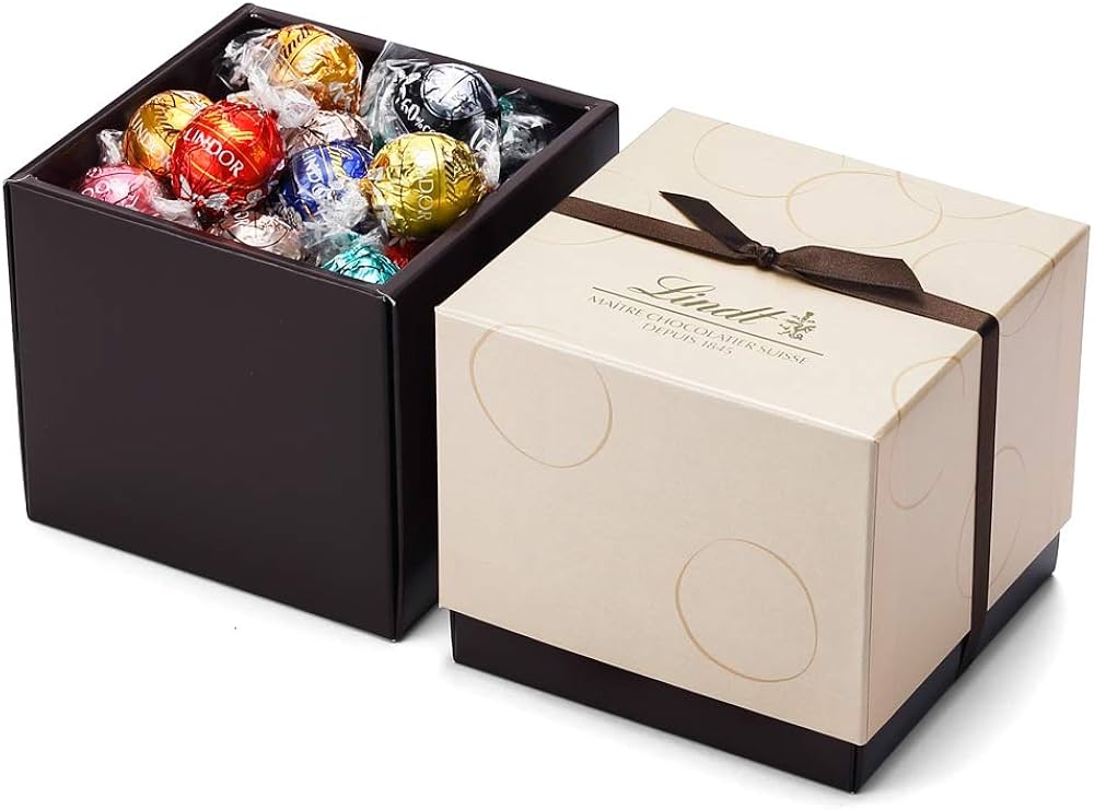 Amazon | 【公式】リンツ (Lindt) チョコレート スクエアギフト