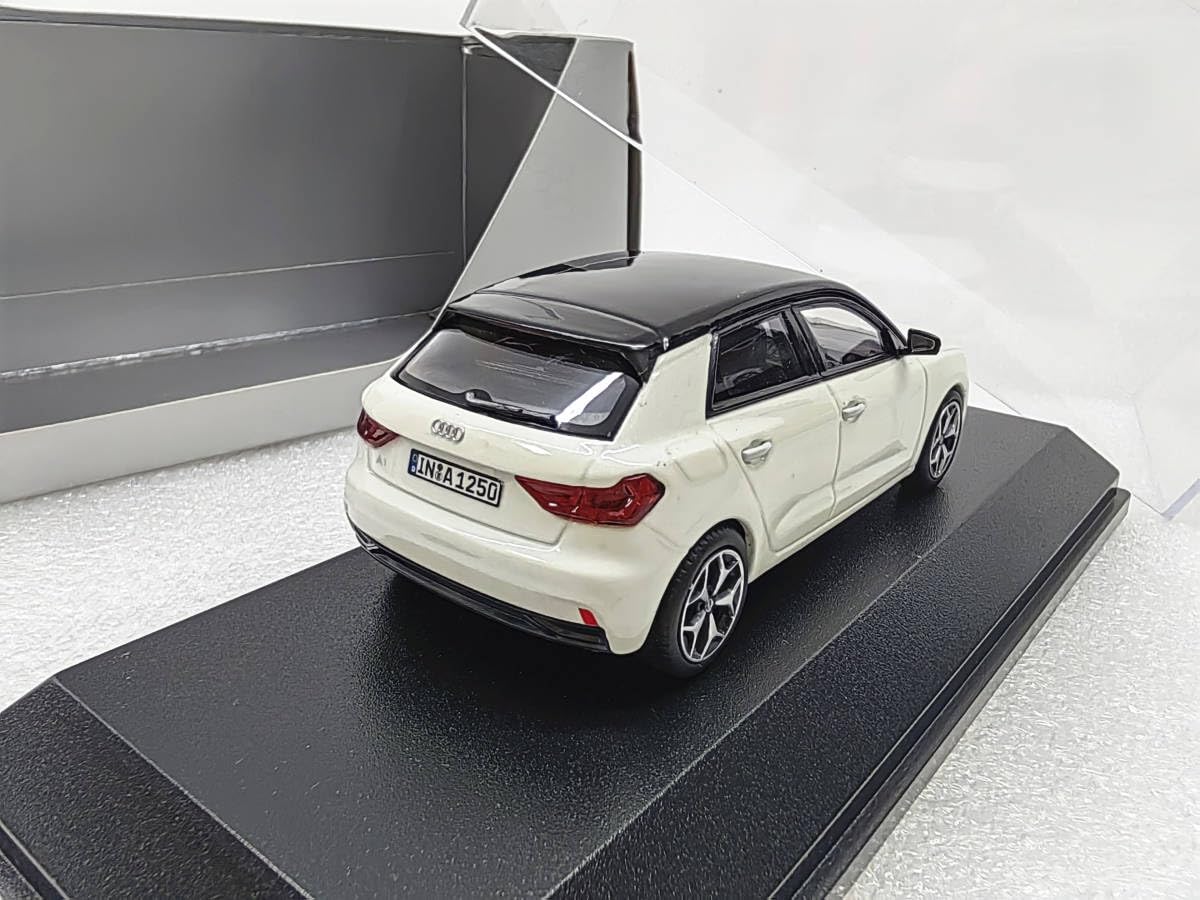 Amazon | 1/43 アウディ A1 Sportback | ミニカー・ダイキャストカー