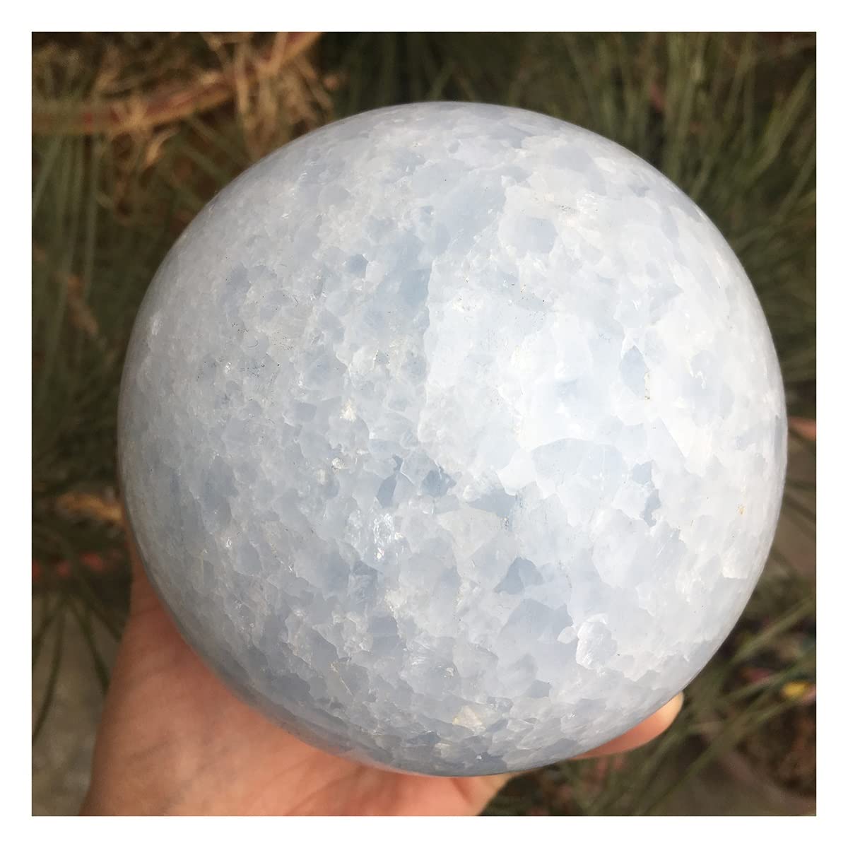 Boule de cristal quartz naturel 6cm pour décoration d'intérieur raffinée