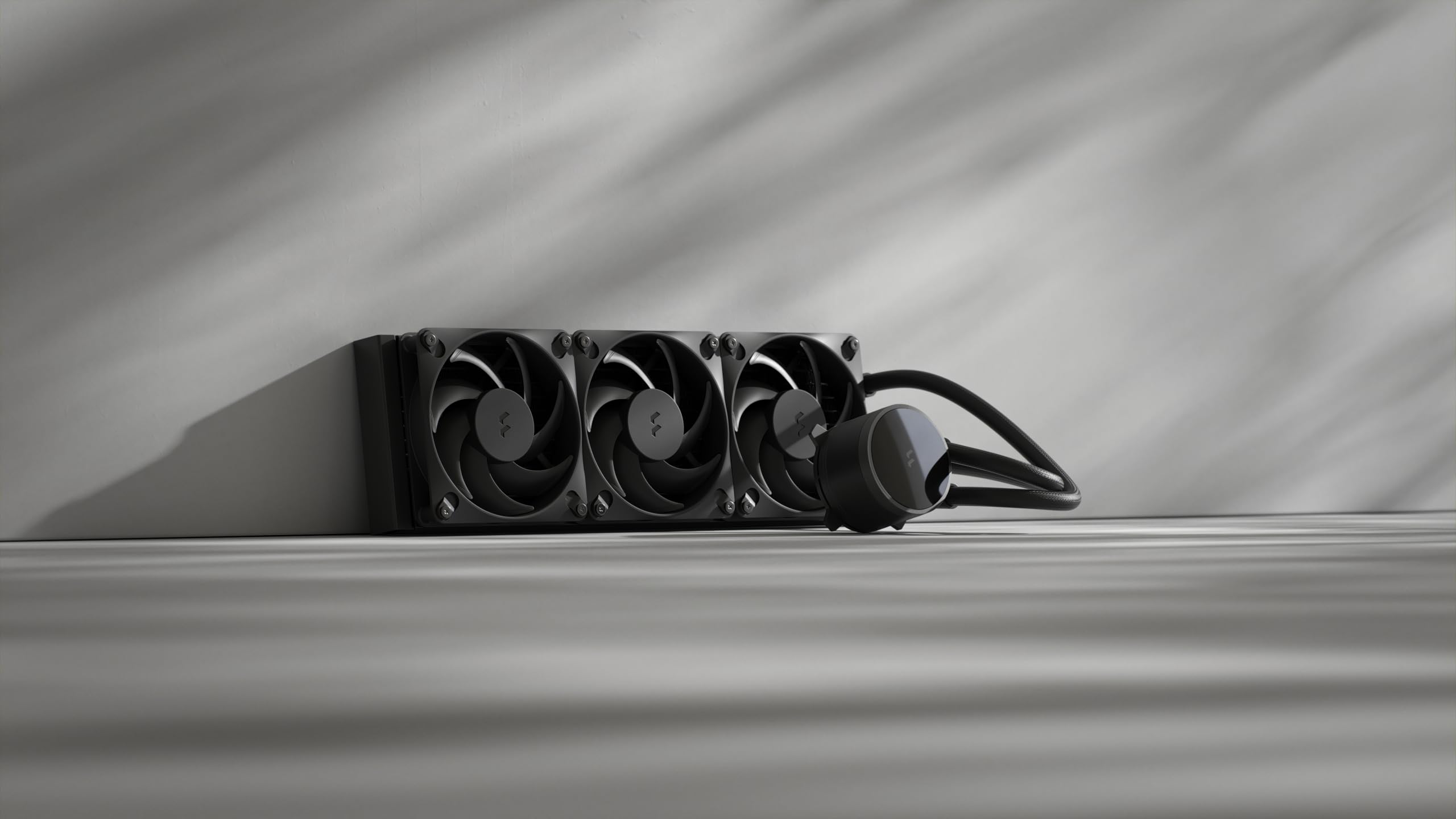 Fractal Design Radius 360, Black - Refrigeración líquida AIO