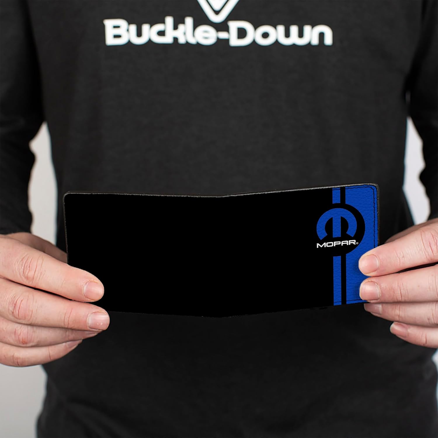 Buckle-Down mens Buckle-down Pu Bifold - Mopar Logo/Stripe Black/Blue Wallet, Multicolor, 4.0 x 3.5 US - Image 4