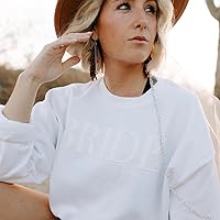 Vista 3 de Bride Sweatshirt, Engagement gift, Future Mrs Sweatshirt, Bride to be Gift, Embossed Bachelorette Gift, New Mrs, Fiancee Gift, Newly Engaged