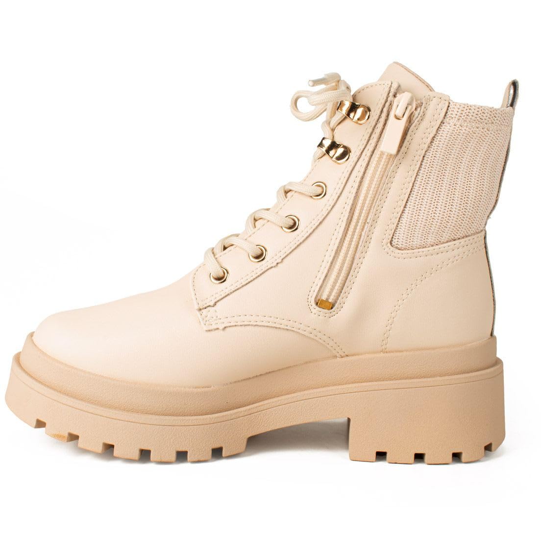 Bota Coturno Feminino Conforto Moderno Dakota em promoção! Veja a oferta e mais achadinhos de Botas 5 Hoje é o melhor dia para comprar Bota Coturno Feminino Conforto Moderno Dakota com aquele preço maroto! Promoção! Aproveite a oferta! 5