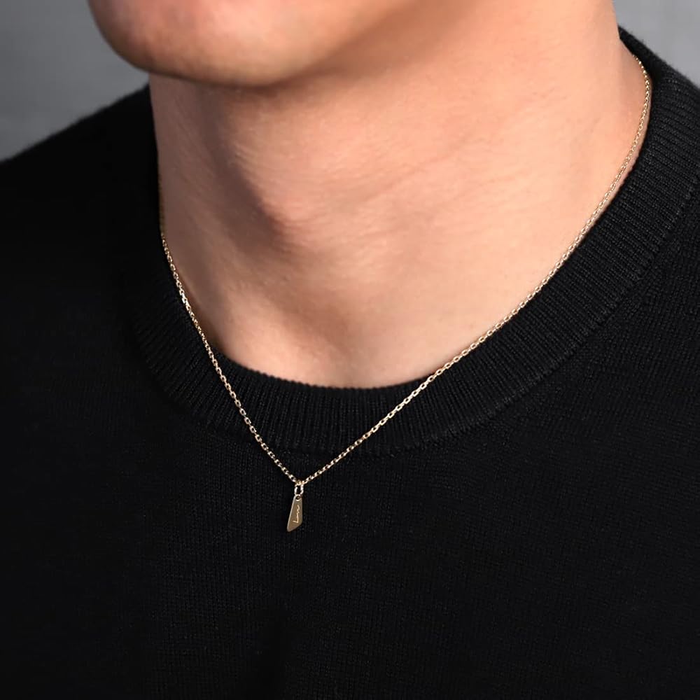 k18ペンダントトップ 18金ネックレストップ ペンダント刻印LOVE プレート Amazon | [ディーヴァス] k18 ペンダントトップ 18金 ネックレス