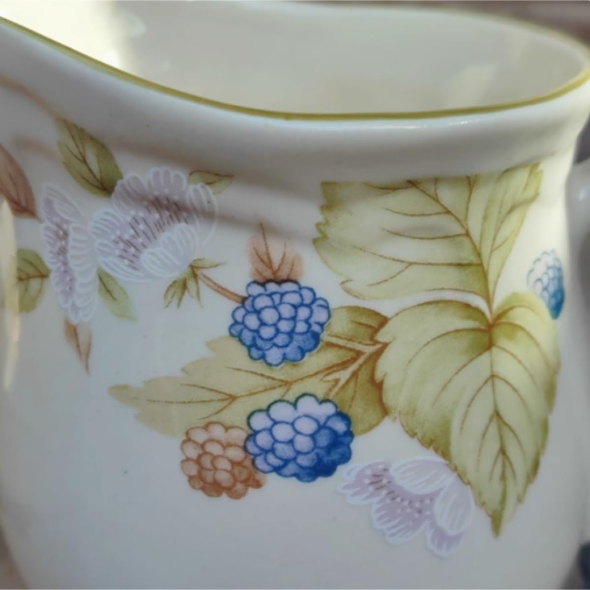 Ceramiczna łódka na sos do sosów sałatkowych i soków - londyński dzbanek na mleko idealny do kuchni i restauracji elegancki kubek fairness wszechstronny dzbanek do napojów