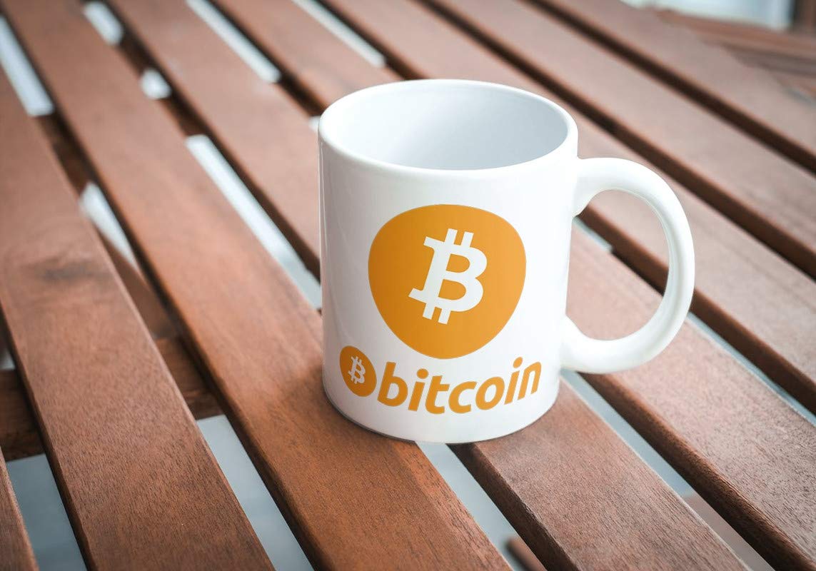 Caneca de café Bitcoin cripto moeda engraçada fofa Ethereum BTC café  engraçado GPU digital criptomoeda amante ideia de presente investir  motivação inspiração 325 ml cerâmica branca novidade xícara de |  Amazon.com.br