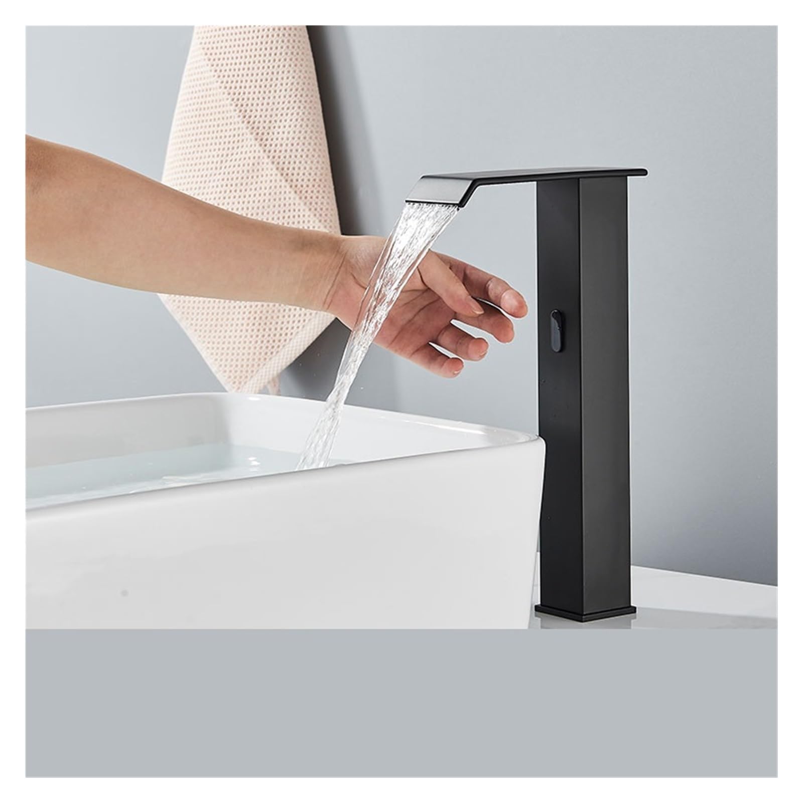 Robinet de lavabo à capteur automatique mitigeur eau chaude et froide noir