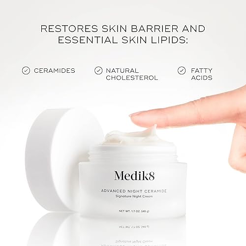 Miniatura 4 de Medik8 Advanced Night Ceramide  Cuidado de los ojos nocturnos regordete e hidratante  Ceramidas para tensar la piel y antioxidantes para líneas