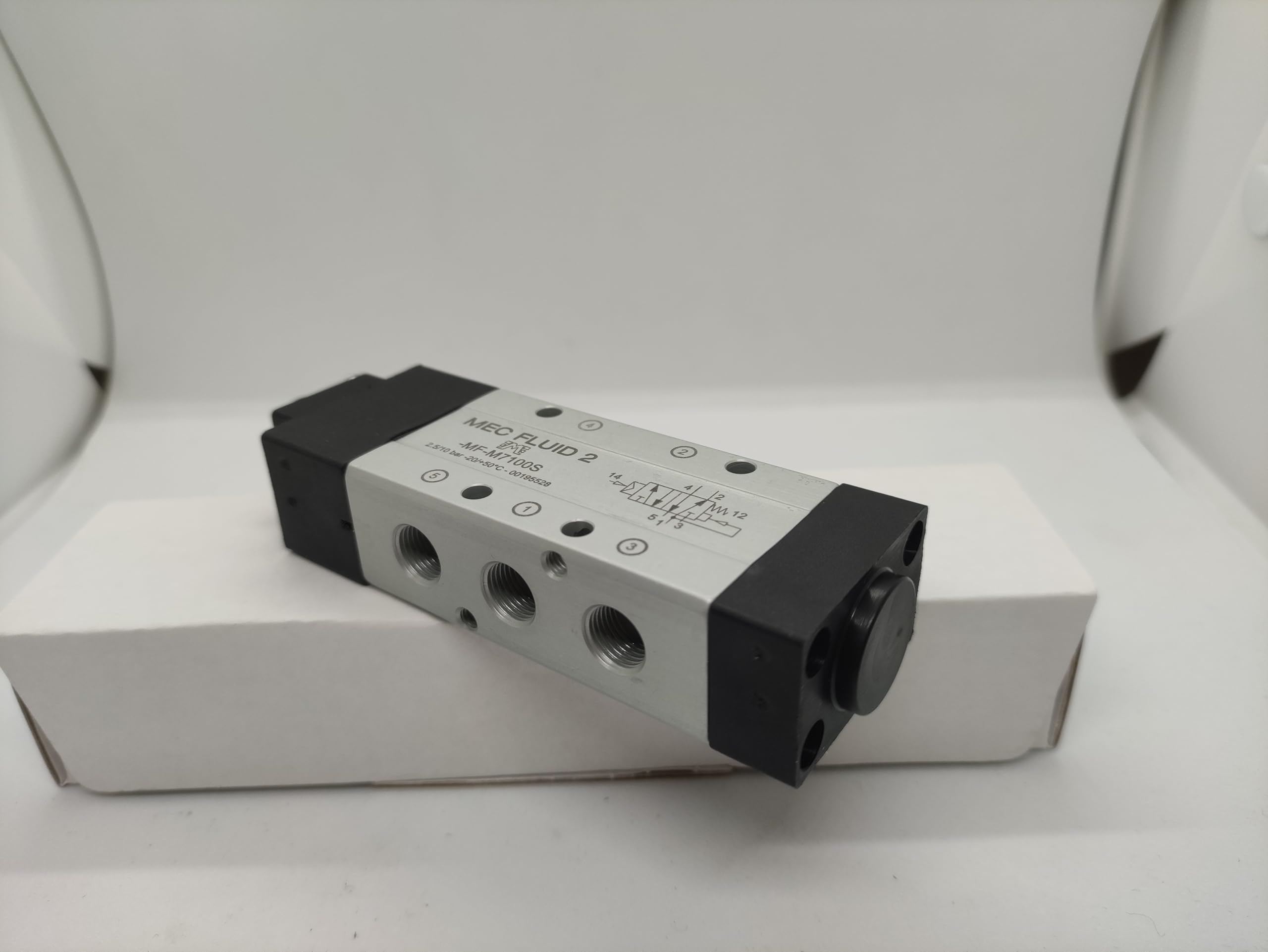 MF-M7100S Válvula neumática 5/2 G1/8" sustituye a Univer AC-7100
