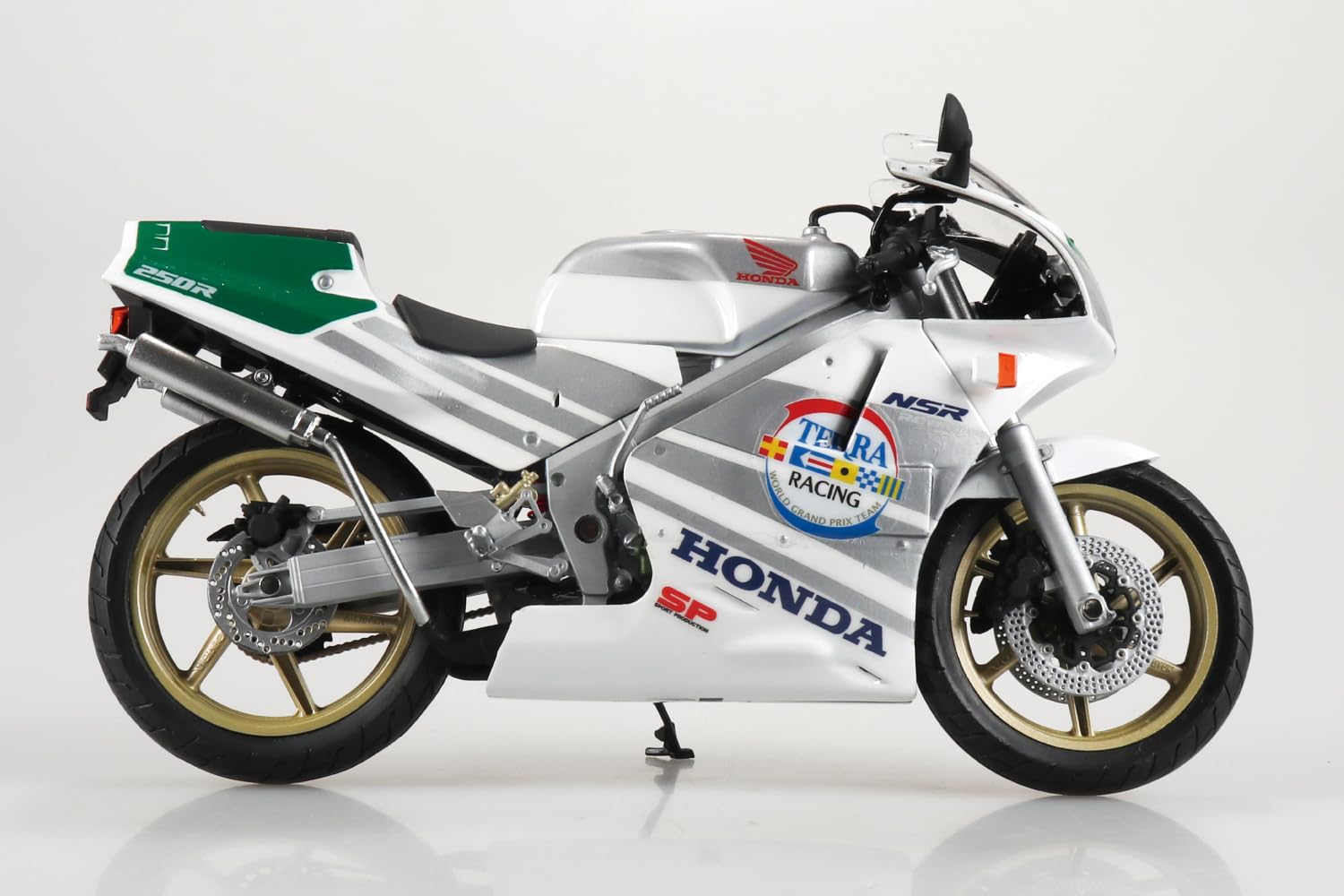 Amazon | 青島文化教材社(AOSHIMA) 1/12 完成品バイク Honda NSR250R